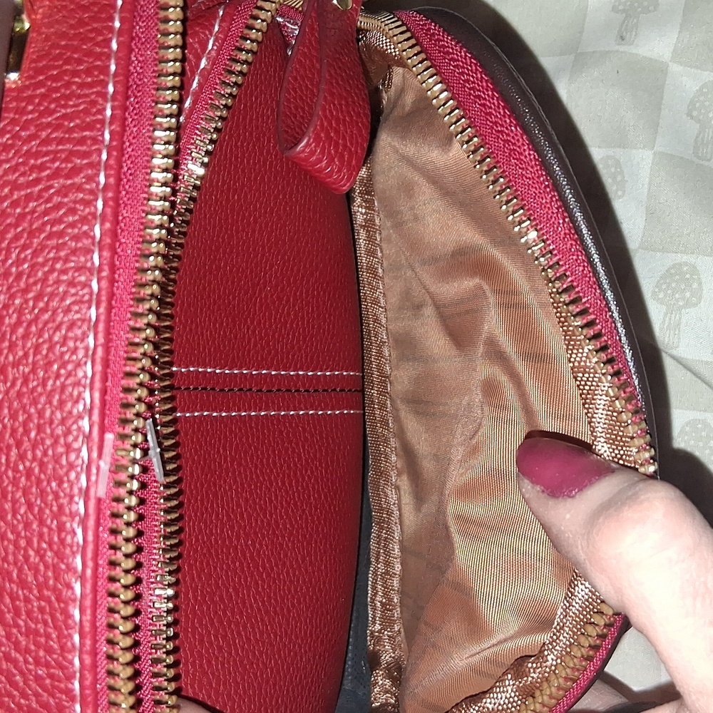 Red Leather Women Bag - Picture 2 of 6